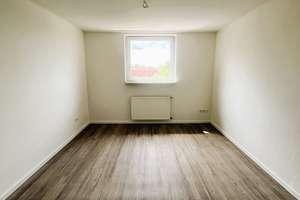 Einziehen und wohlfühlen: Moderne Dachgeschosswohnung in gepflegtem Wohn- und Geschäftshaus – Die vollständige Adresse der Immobilie erhältst du vom Anbieter., 38442 Fallersleben, Wolfsburg – Vorschaubild 8