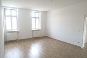 4 Zimmer Familienwohnung in der Wittenberger Altstadt gegenüber dem Arsenal*Am Marktplatz* – Juristenstraße 10, 6886 Lutherstadt Wittenberg – Vorschaubild 1