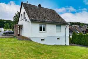 Kompaktes Einfamilienhaus mit Potenzial in familienfreundlicher Lage – Westerwaldkreis – Vorschaubild 3