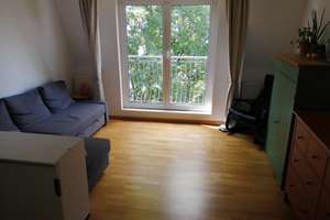 Von Privat: Leipzig-Plagwitz – DG-Wohnung mit 2 Balkonen und TG-Stellplatz. Besichtigung nur 27.9.