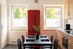 ♡ NEU ♡ Zentrale, renovierte, moderne, möblierte Wohnung mit hochwertiger Küche BMW Olympiapark hell