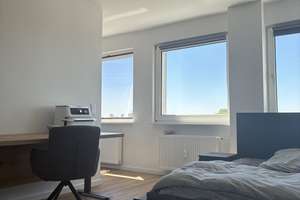 Helle, teilmöblierte Wohnung in Frankfurt-Eschersheim/Ginnheim – Kurhessenstraße 95, 60431 Eschersheim, Frankfurt am Main – Vorschaubild 1