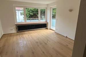 Renovierte Doppelhaushälfte mit gehobener Innenausstattung und EBK und Garten in Gauting – Hubertustrasse 9 91 1/4, 82131 Gauting – Vorschaubild 23