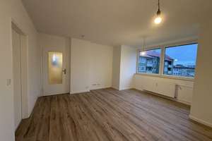 Komplett sanierte 3 Zimmer Wohnung in Salzgitter-Lebenstedt mit 1,20m Dusche und 63 m² Wohnfläche – Goethestrasse 12, 38226 Lebenstedt, Salzgitter – Vorschaubild 2