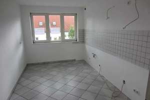 Stockum-Blumenviertel, 6 Fam-Haus mit 925 m2 Wfl und 1300 m2 Süd-West Grundstück – 40474 Stockum, Düsseldorf – Vorschaubild 12