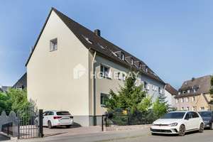 Ideale Kapitalanlage- Dreifamilienhaus mit tollem Obstgarten und gepflegter Ausstattung