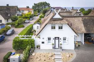 Reetdach-Romantik am Meer – Wohnglück nur wenige Schritte bis zum Strand – Die vollständige Adresse der Immobilie erhältst du vom Anbieter., 23730 Neustadt in Holstein – Vorschaubild 4