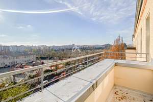 INTERESSANTE, SUPERHELLE UND KLASSISCHE ALTBAUWOHNUNG NAHE ARNIMPLATZ MIT BALKON! PROVISIONSFREI! – Behmstraße 67, 10439 Prenzlauer Berg, Berlin – Vorschaubild 2