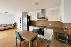 Direkt einziehen und wohlfühlen – möblierte 2-Zimmer-Wohnung in bester Lage von Ehrenfeld – Die vollständige Adresse der Immobilie erhältst du vom Anbieter., 50823 Ehrenfeld (Ortsteil), Köln – Vorschaubild 1