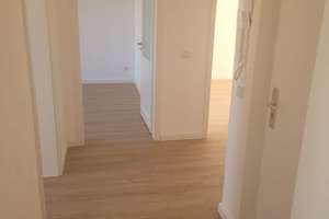 Eutritzsch - sonnige 3-Raum-Wohnung in ruhiger Lage mit Loggia und Tageslichtbad mit Wanne – Anhalter Straße 24A, 4129 Eutritzsch, Leipzig – Vorschaubild 9