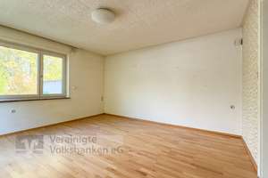Freistehendes Einfamilienhaus in Betzingen mit Garage und Garten – Die vollständige Adresse der Immobilie erhältst du vom Anbieter., 72770 Betzingen, Reutlingen – Vorschaubild 4
