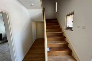 Zweifamilienhaus, Doppelgarage, großer Garten, frisch modernisiert, in Schiffweiler zum besten Preis – Neunkirchen (Kreis) – Vorschaubild 7