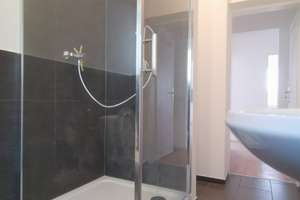 Uni-Nähe, Bezugfertig 2 ZKDB, EBK, ,59m², KM 530 Euro+NK – Ravensberger Str. 47, 42117 Elberfeld, Wuppertal – Vorschaubild 2