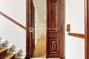 *4-Zimmer-Altbauwohnung mit Balkon, Stuck, Parkett und Einbauküche* – Knesebeckstr. 4, 10623 Charlottenburg, Berlin – Vorschaubild 37