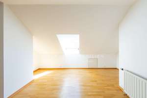Großzügiges Wohnen auf vier Ebenen – Dachstudio, Garten & Vollkeller – Die vollständige Adresse der Immobilie erhältst du vom Anbieter., 22145 Rahlstedt, Hamburg – Vorschaubild 10
