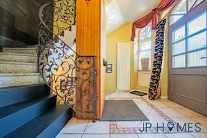 Property thumbnail 8