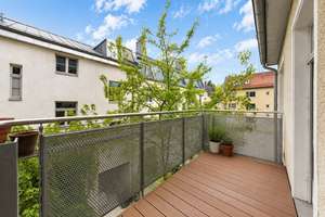 Charmante Denkmal-Altbauwohnung mit ruhigem Balkon im Herzen der Maxvorstadt – Die vollständige Adresse der Immobilie erhältst du vom Anbieter., 80797 Josephsplatz, München – Vorschaubild 1