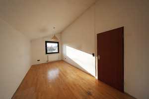 Köln-Höhenhaus: Modernisierungsbedürftiges Reiheneckhaus + Garage – Köln – Vorschaubild 7