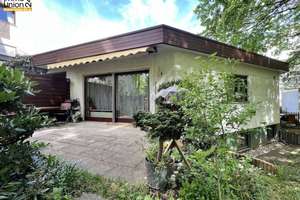 Einmalige Gelegenheit - BUNGALOW direkt am STADTPARK – Wohnen in absoluter Bestlage! – Stadtparkstraße 21 F, 91126 Innenstadt, Schwabach – Vorschaubild 2