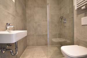 Ideal für Singles! Sanierte 2-Zi-Whg mit Balkon zu vermieten
 – Ellerstraße 97, 40227 Oberbilk, Düsseldorf – Vorschaubild 5