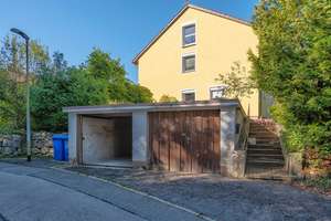Großzügiges Zweifamilienhaus auf schönem Grundstück mit genügend Platz für Ihre Ideen – Die vollständige Adresse der Immobilie erhältst du vom Anbieter., 94034 Hals, Passau – Vorschaubild 2