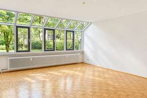 Ruhige 2-Zimmer-Erdgeschosswohnung mit geschützter Ostterrasse in München-Bogenhausen – 81925 Oberföhring, München – Vorschaubild 4