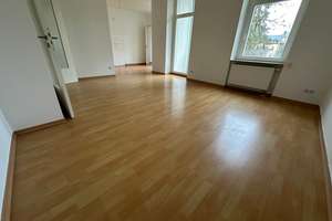 1. OG / neuer Vinylboden/ Wanne + Dusche / Süd-Balkon u.v.m. – Rudolf-Breitscheid-Straße 21, 9112 Kaßberg, Chemnitz – Vorschaubild 2