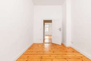 Bezugsfrei & renoviert: 3-Zimmer-Altbauwohnung mit Süd-Westbalkon nahe Schloss Charlottenburg – Die vollständige Adresse der Immobilie erhältst du vom Anbieter., 10589 Charlottenburg, Berlin – Vorschaubild 7