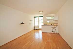 Sonniges 1-Zi-Appartement mit EBK und kleinem Süd-Balkon in ruhiger Lage von Milbertshofen – München – Vorschaubild 2