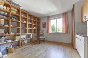 Großes Einfamilienhaus mit Garten, Garage und Nebengebäuden in 79312 Emmendingen-Windenreute – Die vollständige Adresse der Immobilie erhältst du vom Anbieter., 79312 Emmendingen – Vorschaubild 25