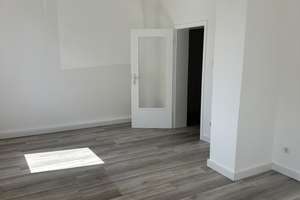 Renovierte 1 Zimmerwohnung mit sep Küche 