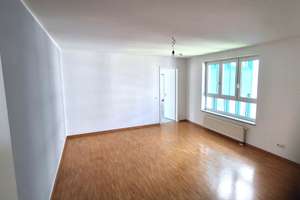 *Neues Zuhause für Ihre Familie* 4-Zimmer-Wohnung mit Balkon, zwei Bädern und Einbauküche – Alstertwiete 13, 20099 Sankt Georg, Hamburg – Vorschaubild 4