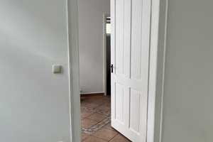Schöne ruhige zwei Zimmer Wohnung in WI-Biebrich. Neu renoviert, neue Einbauküche, Terasse – Mainstraße 26, 65203 Wiesbaden – Vorschaubild 11