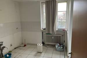 3 Zimmer Wohnung in Bonn-Tannenbusch – Westpreußenstraße 6, 53119 Tannenbusch, Bonn – Vorschaubild 2