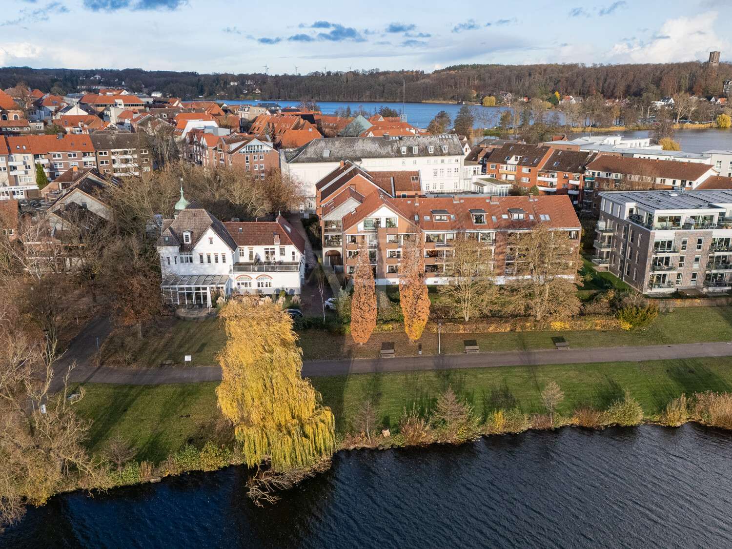 Maisonettewohnung mit Fahrstuhl und unverbaubarem Seeblick!, Herzogtum Lauenburg Kreis – Bild 2