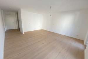 ***ERSTBEZUG***Exklusive 1-Zimmer-Wohnung mit Balkon*** – Marienburger Str. 53a, 81929 Englschalking, München – Vorschaubild 2