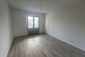 Helle 3 Zi.-Whng.- mit einem Wannenbad mit Fenster - Balkon - Duisburg Rheinhausen – Lortzingstraße 11, 47226 Rheinhausen-Mitte, Duisburg – Vorschaubild 8