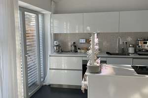 Ruhig gelegene helle 3,5 Zimmer Wohnung mit Galerie, Balkon und Blick ins Grüne (8) – Luchsweg 14, 73663 Berglen – Vorschaubild 10