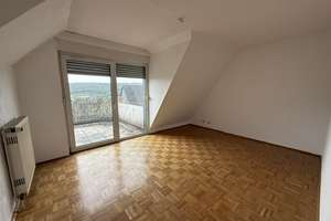 Charmante Dachgeschosswohnung im 3-Familienhaus mit großem Sonnenbalkon und unverbaubarem Weitblick
 – Die vollständige Adresse der Immobilie erhältst du vom Anbieter., 58089 Wehringhausen, Hagen – Vorschaubild 7
