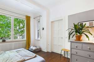 Altbau mit Charakter – hohe Decken, Balkon und viel Raum fürs Leben – 70374 Schmidener Vorstadt, Stuttgart – Vorschaubild 12