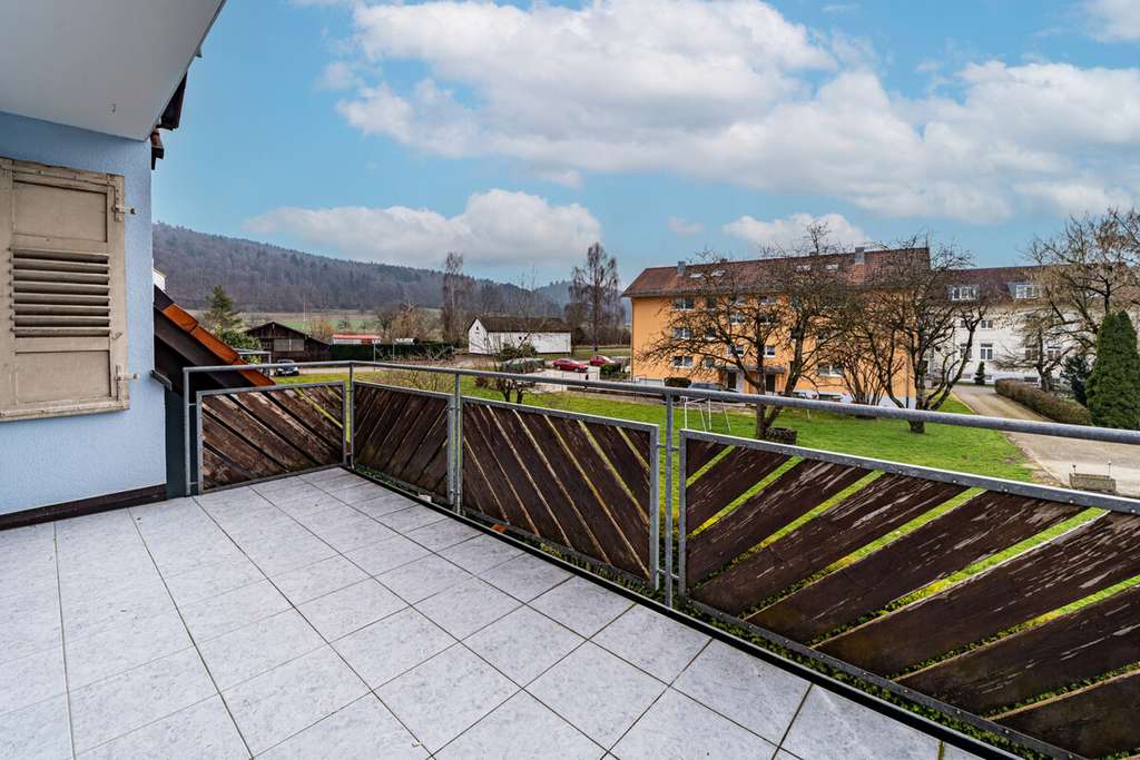 Immobilie in Radolfzell am Bodensee - Helle 3-Zimmer-Wohnung mit Balkon, Stellplatz & Top-Energieeffizienz – sofort bezugsfrei! - Bild 4