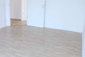 *Dachgeschoss Simon-Dach-Straße mit Balkon und EBK* – Simon-Dach-Straße 19, 10245 Friedrichshain, Berlin – Vorschaubild 4
