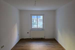 4-ZW mit kleinem Balkon in Grombühl - Unikliniknähe! – Steinheilstr. 35, 97080 Grombühl, Würzburg – Vorschaubild 4