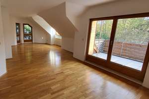 Lichtdurchflutete 2-Zimmer-Dachgeschosswohnung in schönster Lage von Bad Wilhelmshöhe – Krähhahnstraße 9d, 34131 Bad Wilhelmshöhe, Kassel – Vorschaubild 3