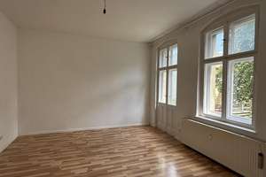 Bezugsfreie helle 2-Zimmer QG Altbauwohnung in der Nähe vom Schloss Charlottenburg (provisionsfrei) – Mindener Straße 3, 10589 Charlottenburg, Berlin – Vorschaubild 3