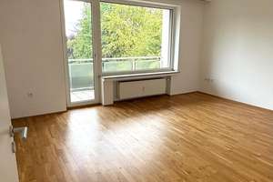 Helle 2-Zimmerwohnung mit Süd-Balkon und Blick ins Grüne – 40468 Unterrath, Düsseldorf – Vorschaubild 3