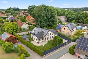 Barrierearm! Energieeffizientes Einfamilienhaus mit ELW, Pergola und hochwertiger Ausstattung – Die vollständige Adresse der Immobilie erhältst du vom Anbieter., 95494 Gesees – Vorschaubild 20