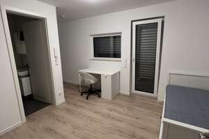 Modernes, möbliertes 1-Zimmer-Studentenapartment mit Terrasse | Nähe Audi | EG | 21 m² – Unterer Grasweg 71, 85055 Nordost, Ingolstadt – Vorschaubild 3