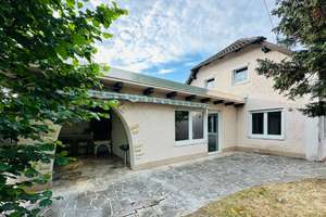 Seltene Gelegenheit nahe Ingolstadt: Freistehendes Haus mit Garten & Garage