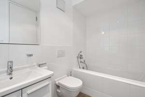 Großzügige und helle 4-Zimmer-Wohnung in der Rosenpark-Residenz in Vaihingen – 70563 Vaihingen-Mitte, Stuttgart – Vorschaubild 6